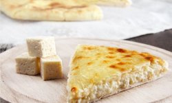 Осетинский пирог с сыром и творогом