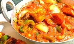 Курица со специями и овощами по-индийски