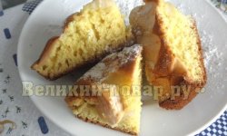 Нежная шарлотка с яблоками