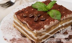 Как приготовить воздушный шоколадный десерт с маскарпоне и мятой?