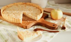 Творожно-яблочный пирогс ванильным ароматом